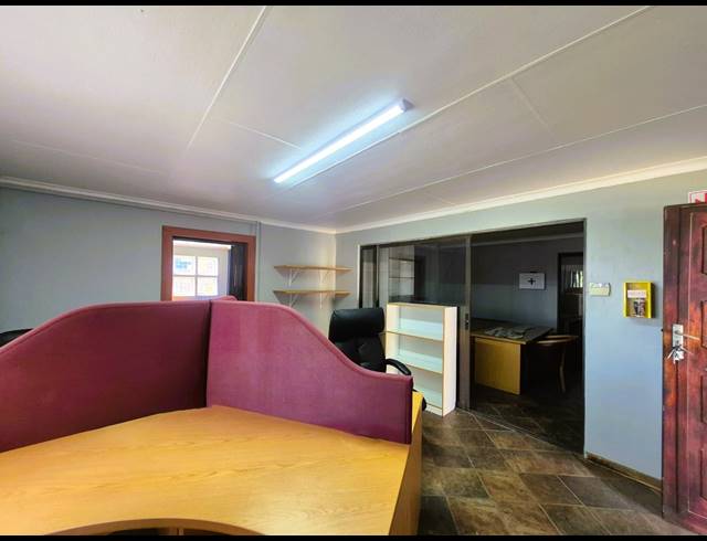 M² FACTORY FOR SALE IN SASOLBURG INDUSTRIAL ZONE 2